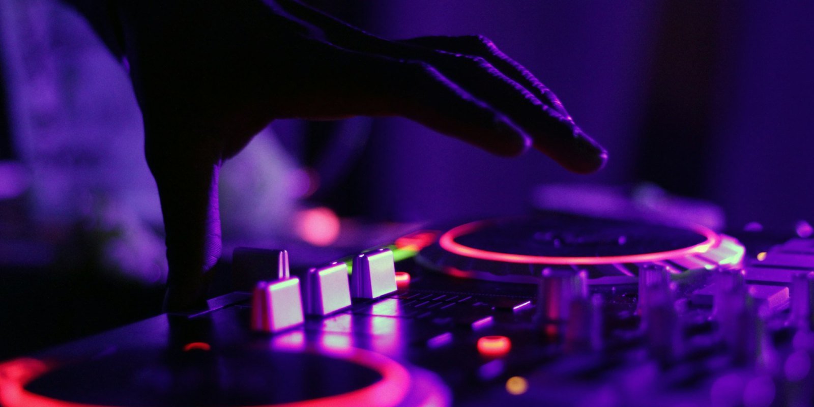TECH HOUSE SESSIONS
