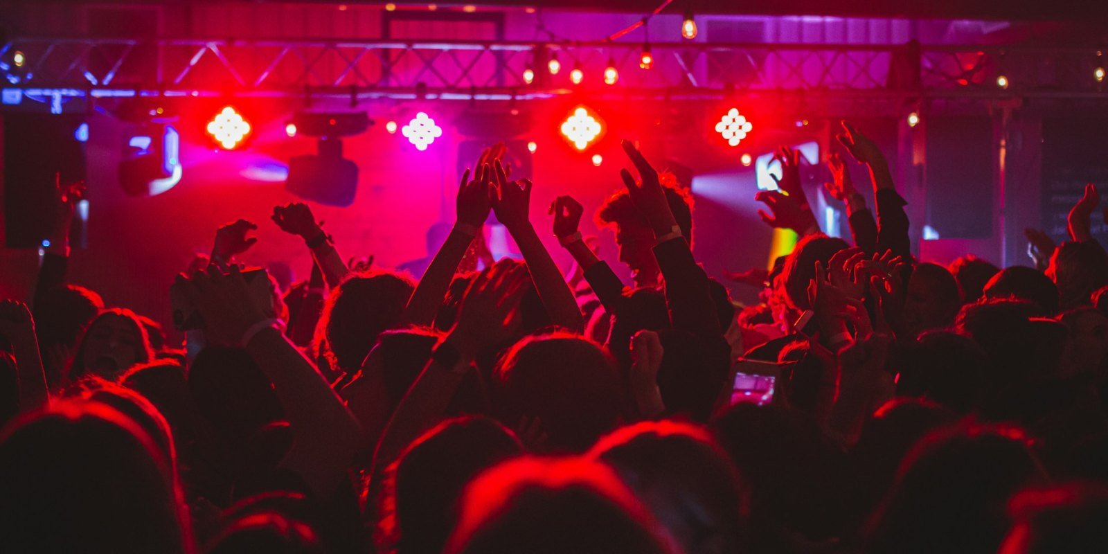 NEON NIGHT — Open Format